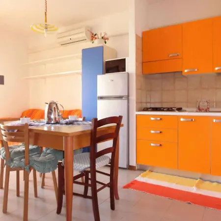 شقة Colorful With Air Conditioning *